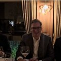 Dajte vina hoću lom: Vučić sa Kovačevskim i Milatovićem na večeri, slušaju Harisa DŽinovića