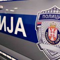 Novi Beograd: Udes policijskog i privatnog vozila, jedna osoba lakše povređena
