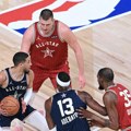 Nikola se ludo zabavio na Ol-star meču! Istok trojkama uništio Zapad, raspoloženi Lilard odneo MVP nagradu! (video)