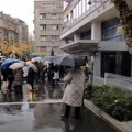 Protest ispred zgrade RTS: Saobraćaj u Takovskoj blokiran na 15 minuta, došlo do koškanja i incidenata