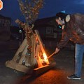 U Zrenjaninu goreo Badnjak slobode: Borba za bolju i pravedniju Srbiju