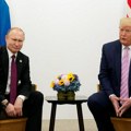 Bloomberg: Putin pristaje da pomogne Trumpu u nuklearnim pregovorima sa Iranom