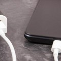 Greška koja ubija telefon noću: Ako imate jednu naviku, baterija polako umire