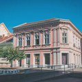 Zanimljivi detalji Zrenjanina 6/6: Gradska narodna biblioteka ,,Žarko Zrenjanin” 132 godine neorenesanse GNB ,,Žarko…