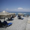 Omiljenom letovalištu Srba fali 80.000 radnika: Sezona na pragu, a jedni drugima kradu zaposlene