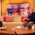 "To je nepristojno! Kako bi bilo da ja to radim?" Voditelj žestoko reagovao usred emisije, ovo ga je izbacilo iz takta