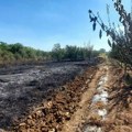 U Gornjem Stopanju požar na samo nekoliko metara od kuća, meštani apeluju da svi budu u pripravnosti ukoliko se ponovo…