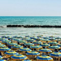 Ko će ovo da plati? Ležaljke 90 evra, turisti okreću leđa plažama koje su nekada bile krcate