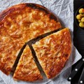 Recept za zdrav burek: Pre nego što se zgrozite, pogledajte kako se pravi – oduševiće vas