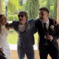 Jakov Jozinović pevao na svadbi estradnog para: Ona pre nastupala sa najvećim mrziteljom Srba, video napravio haos