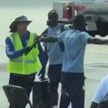 Ako vam je koža crna ili braon imate potpuno drugačiji tretman pred Mundijal?! Senegalski fudbaleri tretirani kao kriminalci…