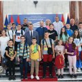 Mirović ugostio mališane sa Kosova i Metohije: "Želim vam da iz Vojvodine ponesete lepe uspomene"