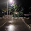 МУП издао упозорење да Србију вечерас очекују јаке временске непогоде