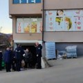 Kosovska policija upala u magacin u Leposaviću, u toku pretres