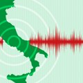 Jak zemljotres pogodio italiju!
