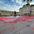 Trg slobode potpuno ruiniran! Održan protest u Novom Sadu: Ekstremisti ponovo uznemiravali građane (foto/video)