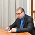 Analize: Vučića još čuvaju EU i SAD, ali njegova vlast se ljulja