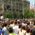 Koncert na blokadi ispred Vlade Srbije: Jarboli sviraju za "Pobunjeni univerzitet"