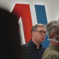 Vučić tvrdi da večerašnja okupljanja ne organizuje SNS, ali da će im "prisustvovati veliki deo pristalica" stranke
