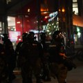 Frans pres: Policija u Novom Sadu rasterala demonstrante koji i dalje traže prevremene izbore