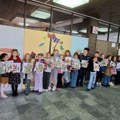 Biblioteka ugostila mališane iz škola “Naim Frašeri” i “Dragomir Trajković”