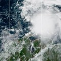 Nestvaran snimak iz srca uragana: Ovo "čudovište" preti da sve razori, sprema se potpuni haos!