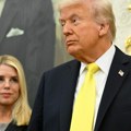 Nije bio zadovoljan radom, Tramp smenio državnu tužiteljku Pam Bondi, evo ko dolazi na njeno mesto
