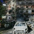 (Foto, video) Balistički projektili zasuli Kijev, serija eksplozija napravila haos: Rusija pokrenula stravičan napad, desetine…