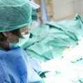 Tumor težak 20 kilograma izvađen iz stomaka pacijentkinje u bolnici u Gospiću