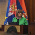 Maja Gojković izabrana za prvu predsednicu Vlade Vojvodine u istoriji: Opozicija bojkotovala sednicu jer nisu predstavljeni…