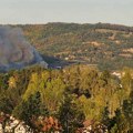 Veliki požar izbio na vrtiću u naselju Nevade kod Gornjeg Milanovca, vatrogasci na terenu