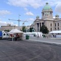 U „Ćacilendu“ kao na vašaru, uz policiju pod punom opremom