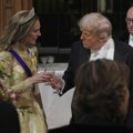 Читач с усана открио детаље сусрета из Виндзора; Трамп није могао да сакрије: "Она је одвратна" ФОТО