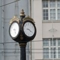 Koliko je sati? Časovnik na Trgu republike opet greši vreme – sada žuri