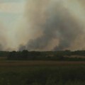 N1 u Kajtasovu: Vetar otežava gašenje, ugrožena bezbednost i imovina ljudi