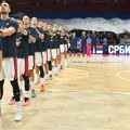 Prizor za ponos! Grmi Bože pravde u Areni, publika raširila zastavu Srbije preko cele tribine