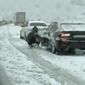 Nevreme paralisalo region - pogledajte slike! Delovi Hrvatske bez struje, crveni meteoalarm na snazi u Crnoj Gori (foto)