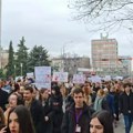 Protest u Nišu: Građani, studenti i prosvetari blokirali centar