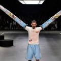 Humanitarac iz Taraša Aleksandar Jovanov na nedelji mode u Beogradu