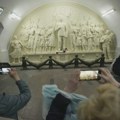 U moskovskom metrou otkiven spomenik sovjetskom diktatoru Staljinu