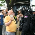 Milivojević poručio policajcima na blokadi: Na rukavu vam je grb Srbije, a ne SNS-a VIDEO
