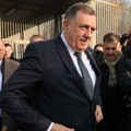 „Dodik oslabljen, ucenjuje narod“: Zašto je predsednik RS najavio referendum o sebi nakon što mu je oduzet mandat?