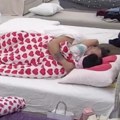 Mina Vrbaški i Terza se poljubili: Ozvaničili vezu i sve ostavili u šoku, pa zaspali zagrljeni
