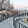 Otvoren pešački most na Ibru u Kosovskoj Mitrovici: Kurti tvrdi da nema etničku pripadnost