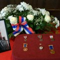 Vučić uručio orden Karađorđeve zvezde porodici poginulog vojnika Jovanovića