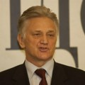 Nova: Nekadašnji načelnik Generalštaba Vojske SR Jugoslavije Momčilo Perišić pušten na slobodu