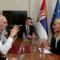 Ministar za evropska pitanja Velike Britanije: Ohrabrujemo Srbiju i Kosovo da se vrate dijalogu