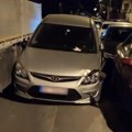 Karambol na Vračaru, kamion vukao auto, pa unakazio parkirana vozila: Pogledajte snimak uništenja, ljudi u neverici (video)