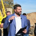 Šapić obišao radove na magistralnom vodovodu Makiš-Mladenovac i obećao završetak pete faze radova do marta 2024. godine