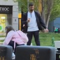 (Video) Novak Đoković ovako uživa u Beogradu: Teniser u trenerci, a u ruci mu sladoled: Nije znao da ga snimaju